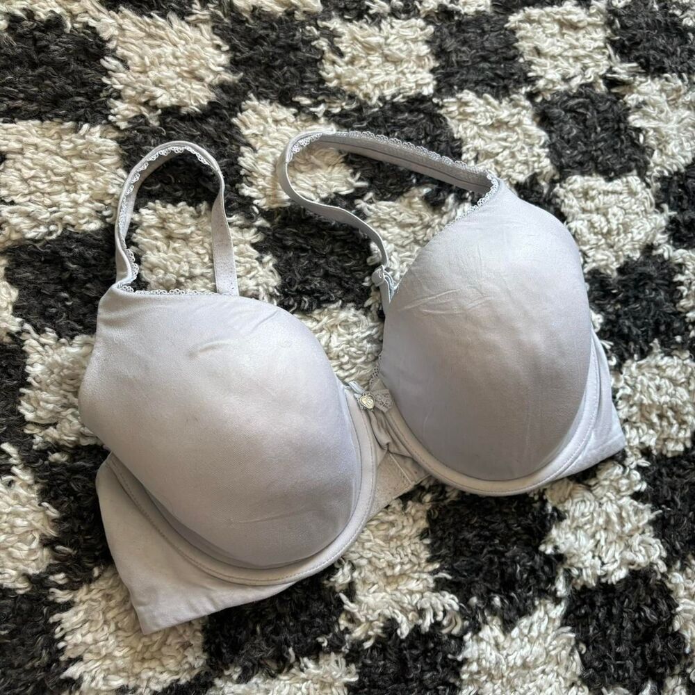 Victoria Secret Lilac Body by Victoria Bra